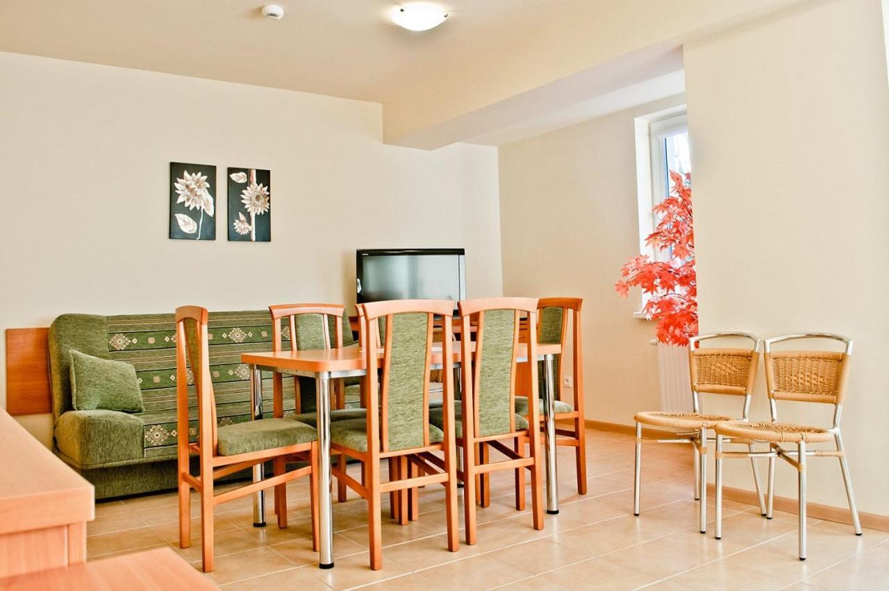 Osrodek Wczasowy Bursztyn Hotel Гданск Екстериор снимка